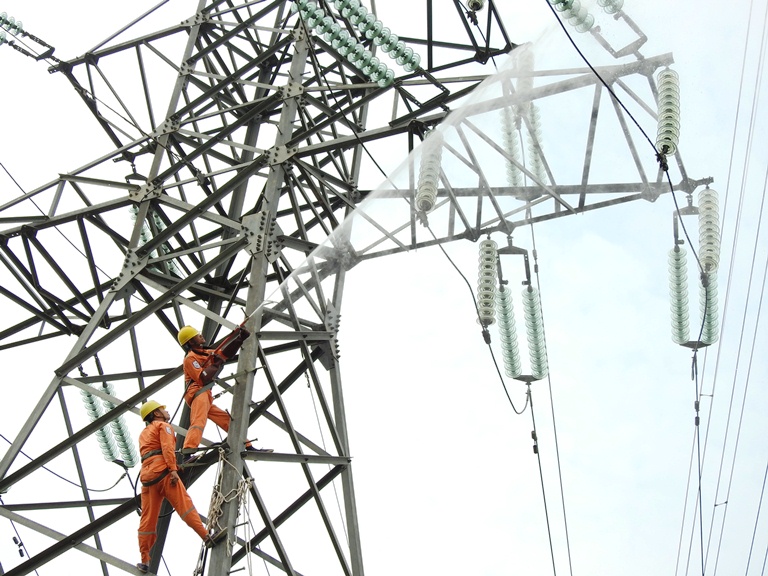 Tổng công ty Điện lực miền Bắc sẵn sàng bảo đảm cấp điện trong mùa nắng nóng